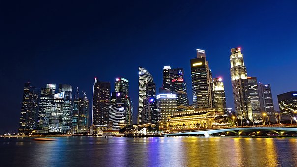钢城新加坡保龄球馆招聘前台接待